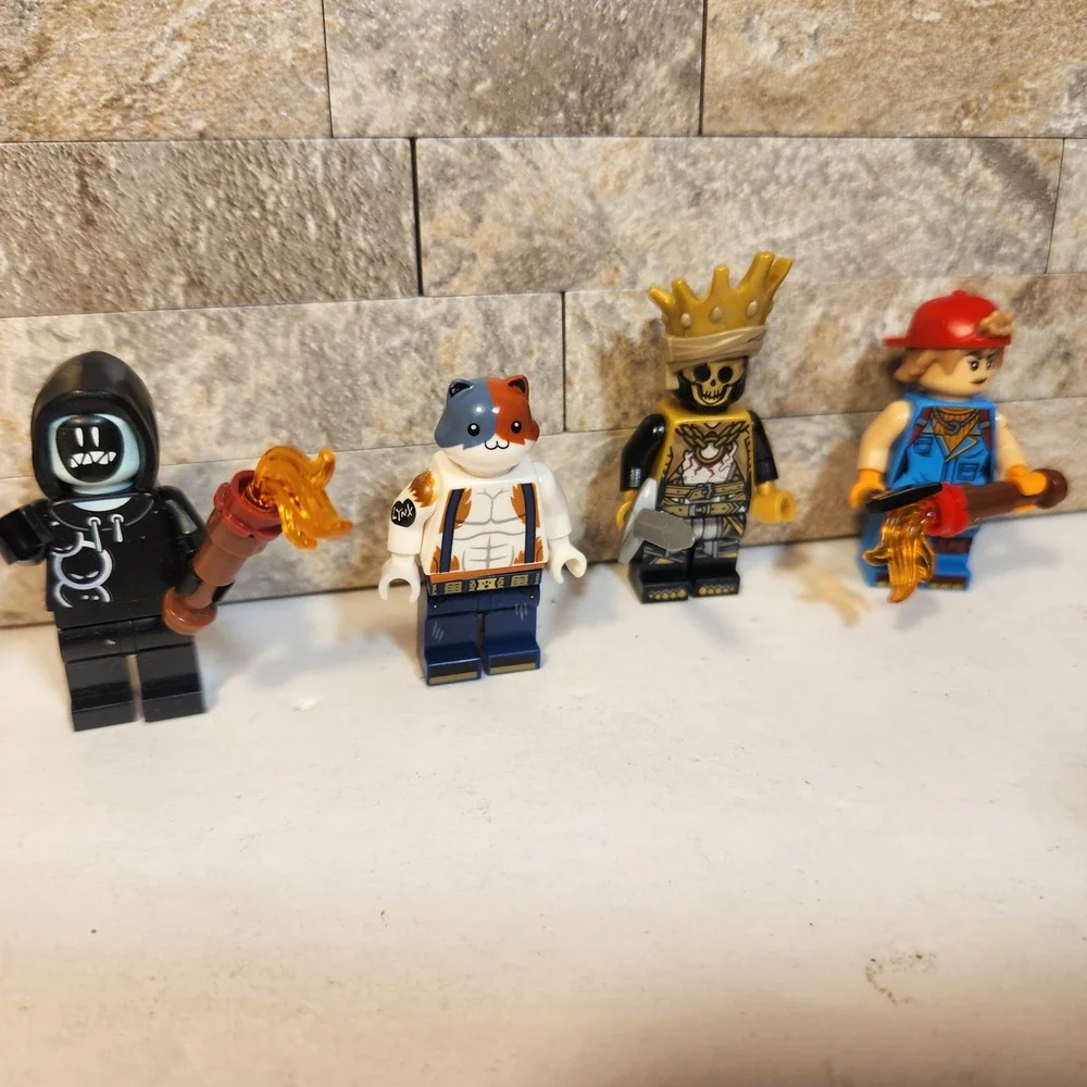 Lego Fortnite Minifigures Lot of 4 Meowscles Oro Skully Turk Figures Accessories